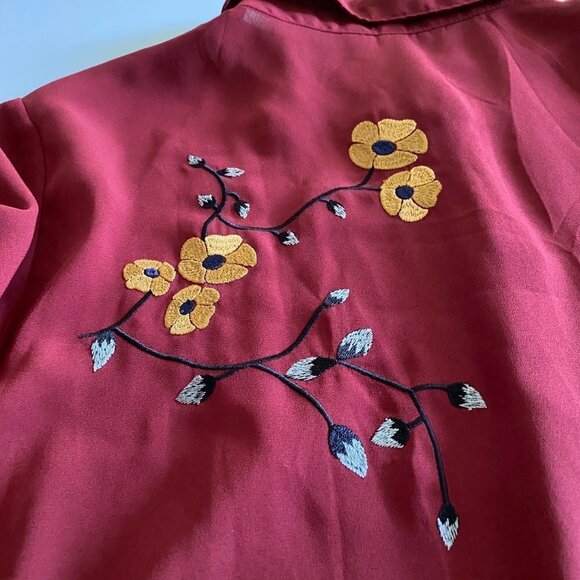 NY Collection Women’s Maroon Embroidered Button Down Top/Shirt. Medium. - Picture 12 of 12